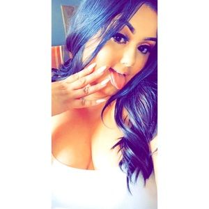 Meet your Posher, Hannah